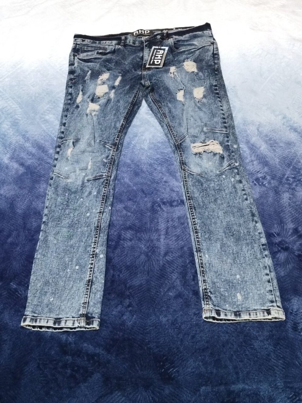 Men's AHP Distressed Jeans NWT. Size 36 X 32.